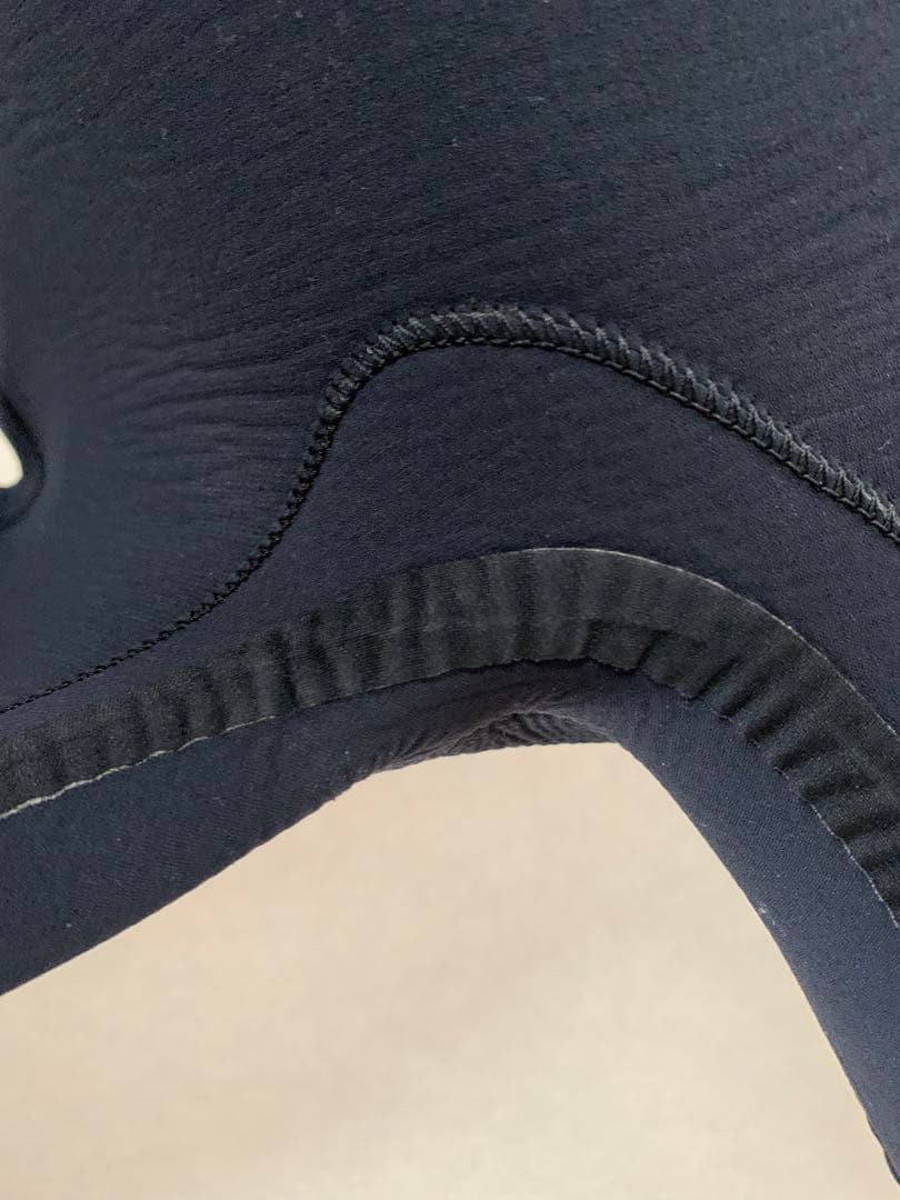 BILLABONG セミドライ　ウェットスーツ Ｌサイズ