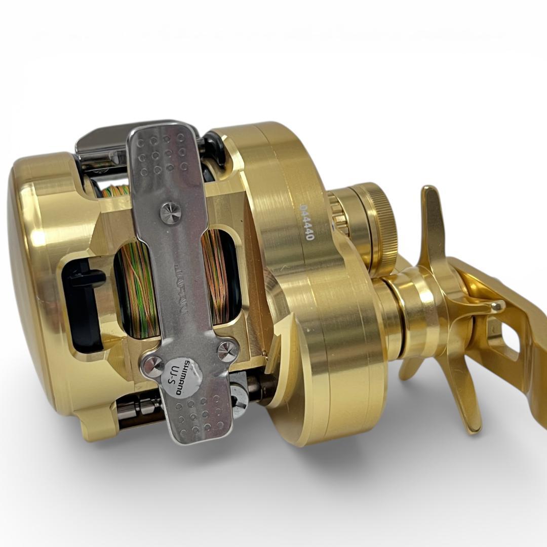 美品 SHIMANO 22オシアコンクエスト300HG(右) ジギング リール