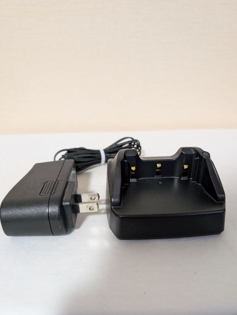 【美品】スタンダード デジタル簡易無線機 免許局 トランシーバー VXD450U