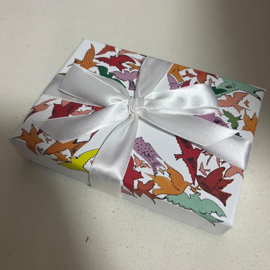 ティファニー　トランプ　アンディウォーフォールコラボ