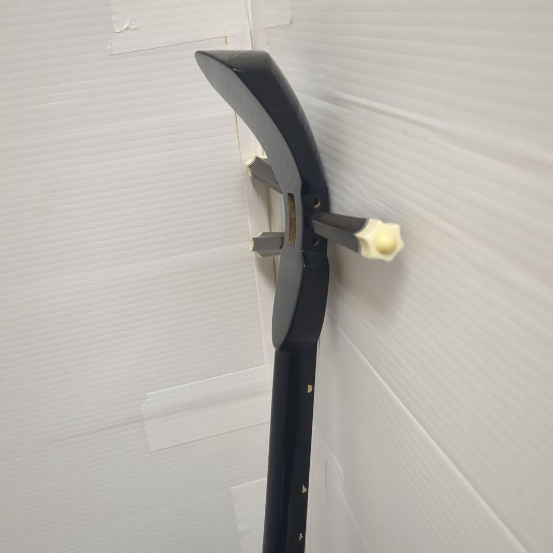 【現状品】沖縄三味線 蛇皮柄 三味線糸付き