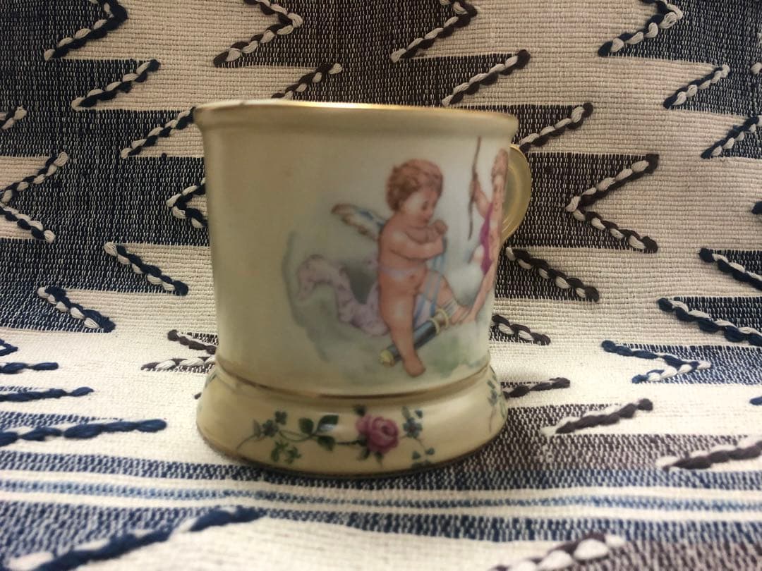 ●アンティークなシェービングマグカップ　エンジェル！