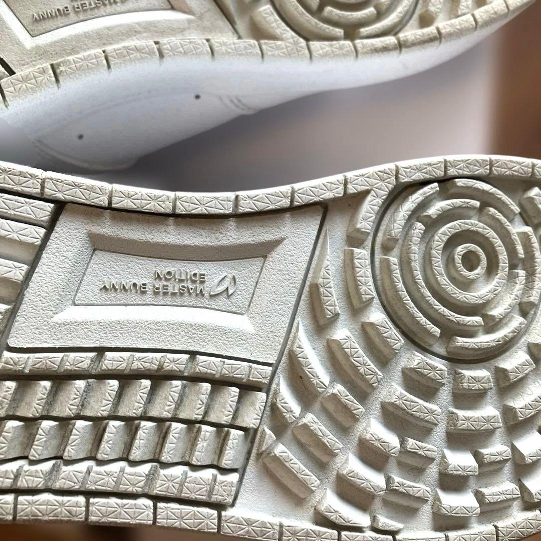 美品！MASTER BUNNY EDITION ホワイトスニーカー 23.0cm