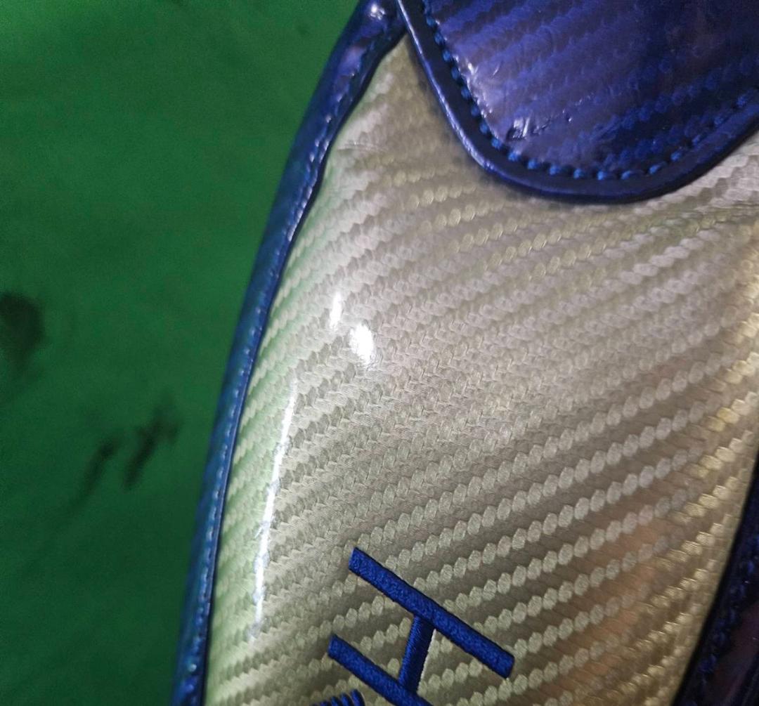 送料無料／お買い得　HONMA 高級エナメル キャディバッグ総刺繡BLUE