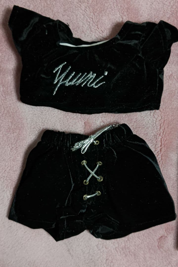 アルシオン　府川唯未　引退記念　ミニコスチューム付き額入りサイン色紙ブラック仕様