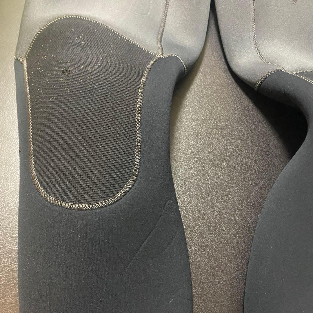 BEWET3/2mmジャーフル MLサイズ チェストジップ