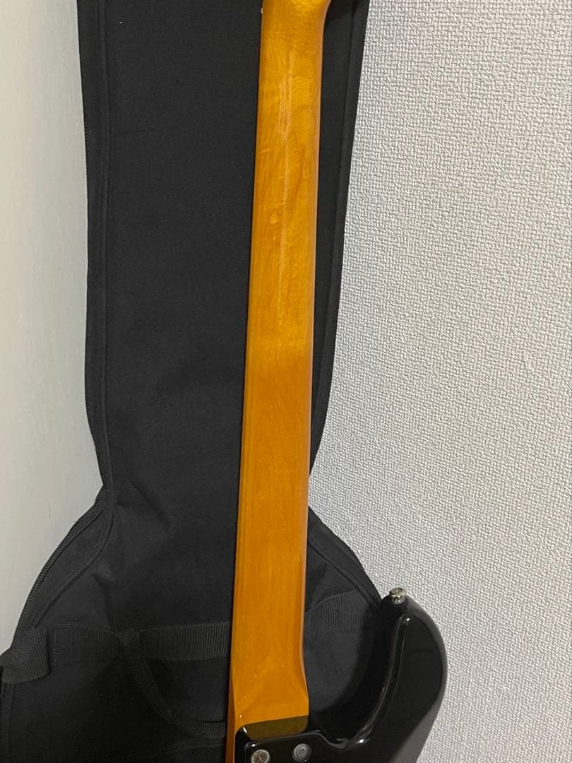 G&L L-2000 エレキベース TRIBUTE