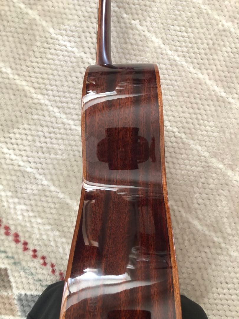 嘉彦です♪James J800ANAT アコースティックギター