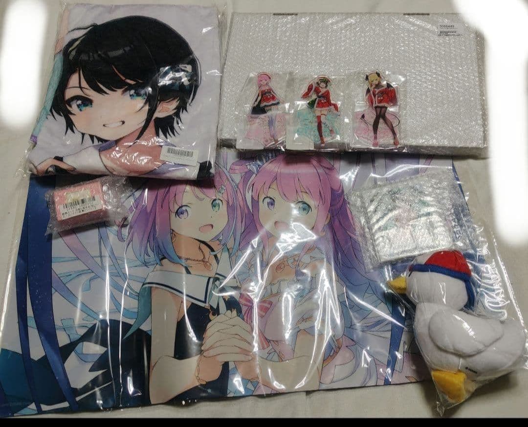 大空スバル、姫森ルーナ、グッズ　他