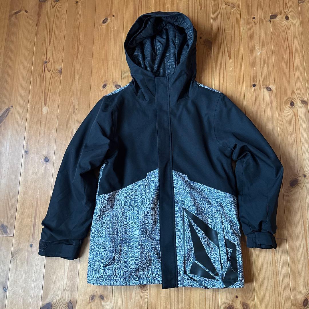 VOLCOM キッズ　スノーボードウェア上下　Ｌサイズ150〜160cm(美品)