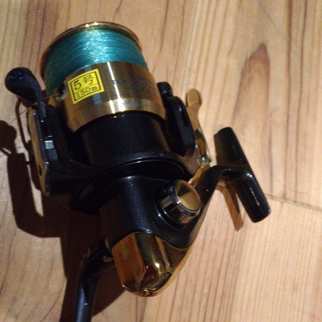 ちゅん太様美品！ダイワ　トーナメントZ 4000LBD