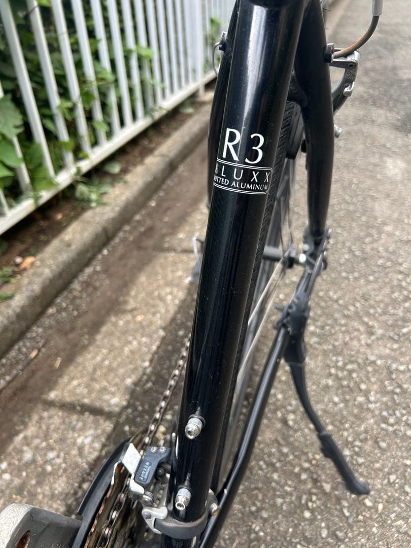 GIANT 「ジャイアント」 ESCAPE R3 2010年モデル 埼玉