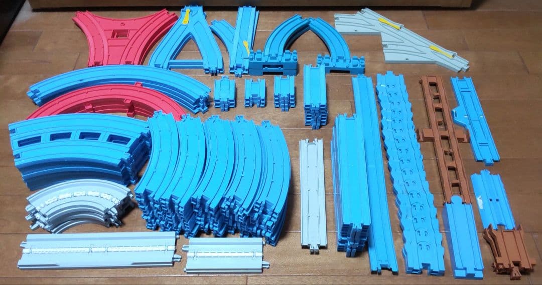 交換用ゴムx9,連結具2セットおまけ付 プラレールまとめ売り 駅,転車台等々
