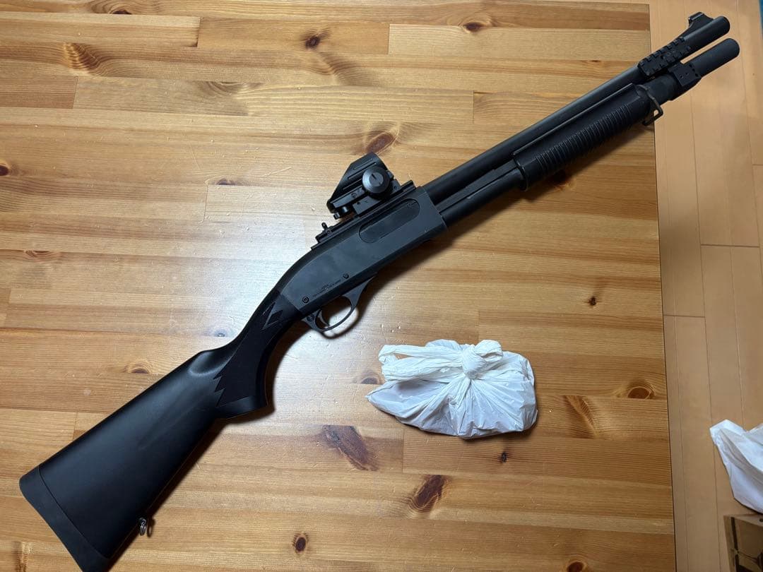 最終値下 東京マルイ M870タクティカルガスショットガン（マガジン12個付き）