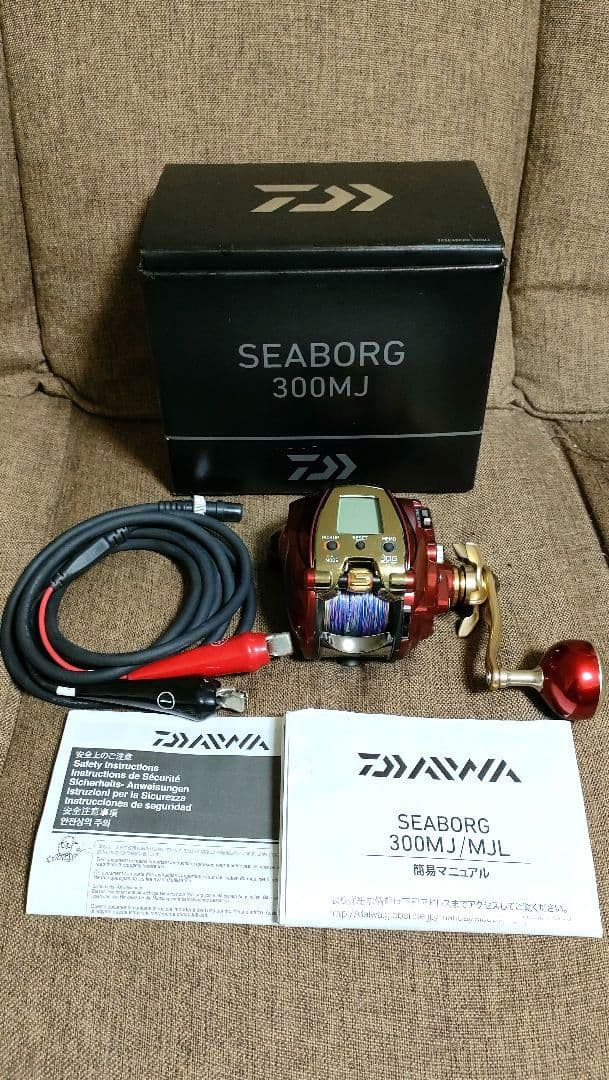 t*2様 【美品】Daiwa SEABORG 300MJ 電動リール 20シーボ