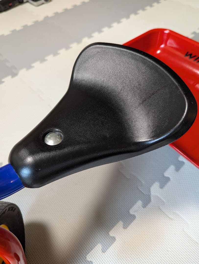 ボーネルンド ウィンザー( winther ) ペリカンデザイン 三輪車 荷台付