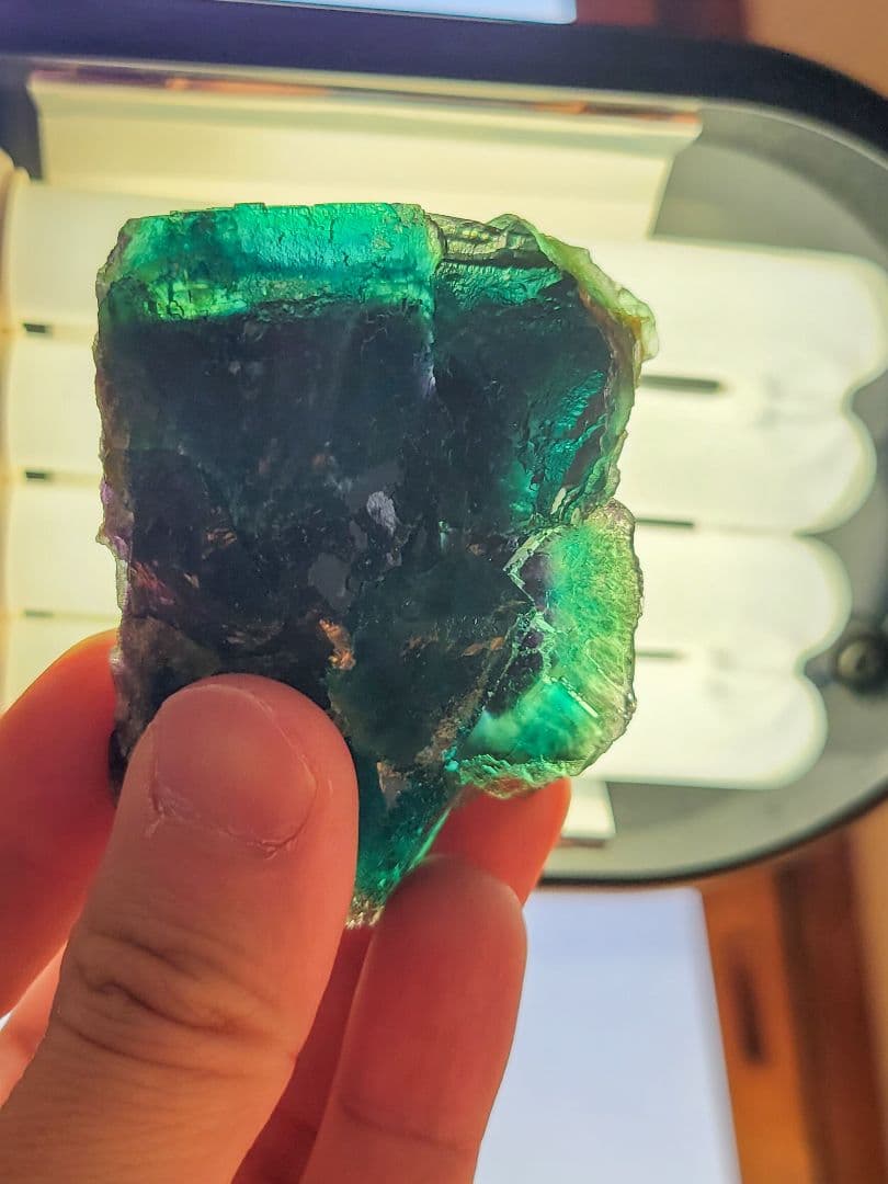 ナミビア　オコルス鉱山　フローライト原石　鉱物