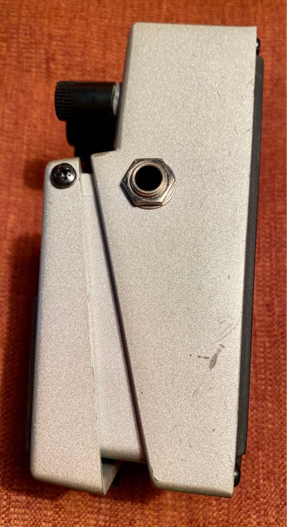 高騰名機　BOSS FZ-2 HYPER FUZZ