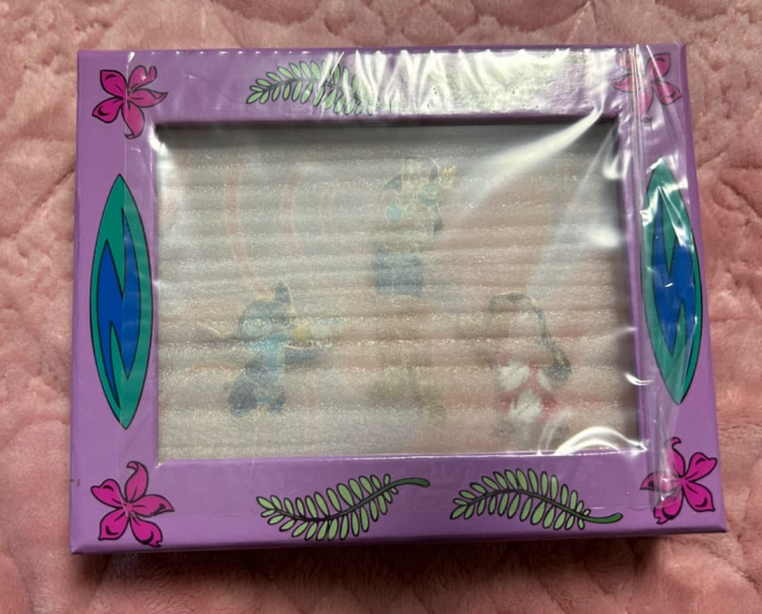 ディズニーモール　スティッチ　ピンバッジ　LE250