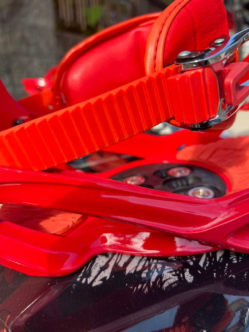 k2の板(147㎝)とSALOMONのビンディング