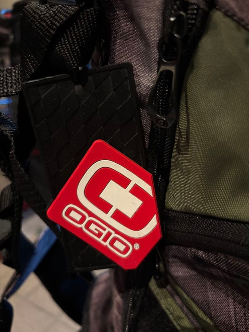 OGIO　オジオ　サイレンサー　スタンドキャディバック　14分割