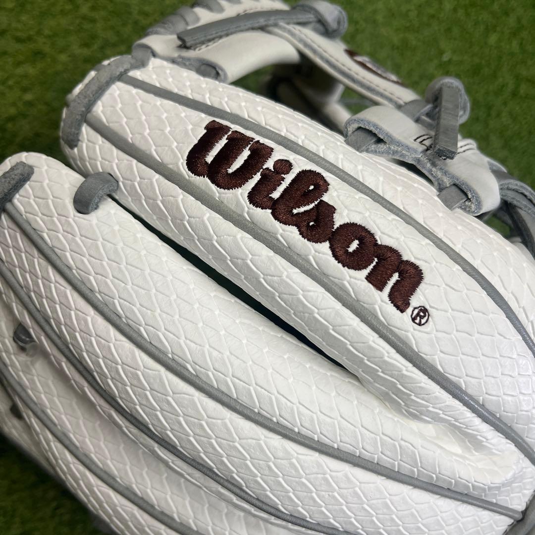 【Wilson】軟式用グラブ Wannabe Hero DUAL 86型　内野手