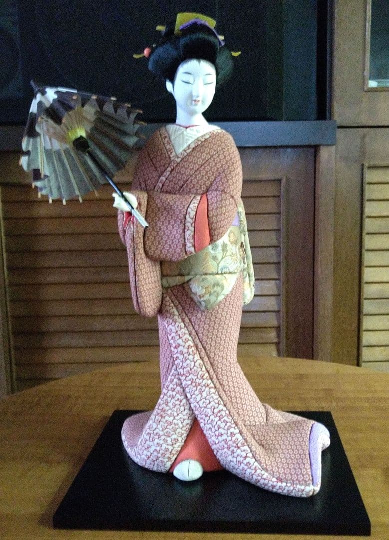 傘付き木目込人形 伝統的和服 約35cm