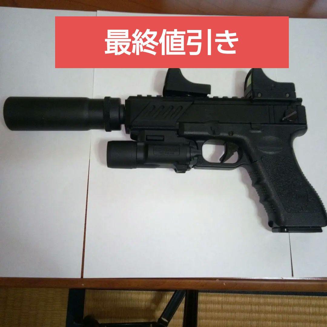 東京マルイ電動グロック18C本体及びバッテリー充電器 付属品は新品のセット