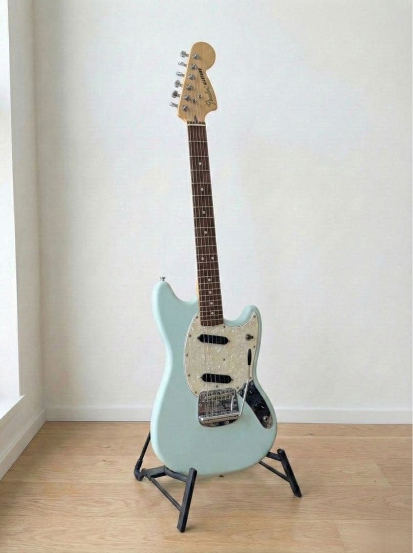 Fender Performer Mustang ロックペグ換装