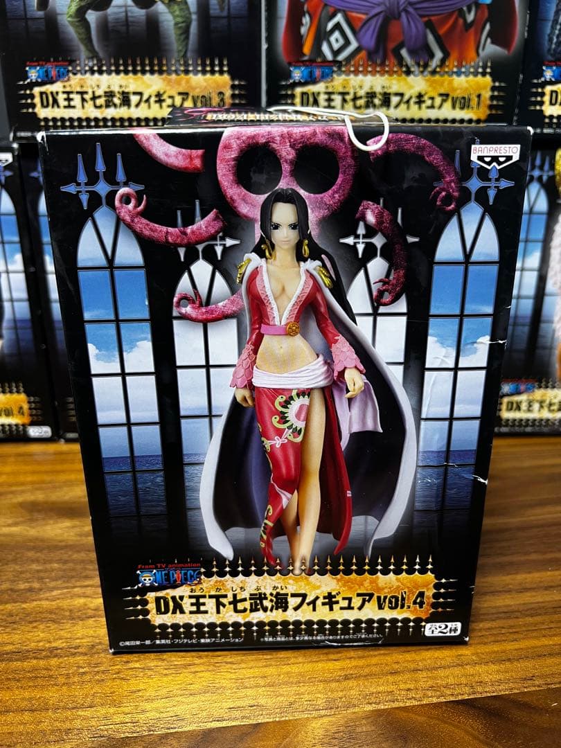 【新品・未開封】DX王下七武海フィギュア 8体フルセット