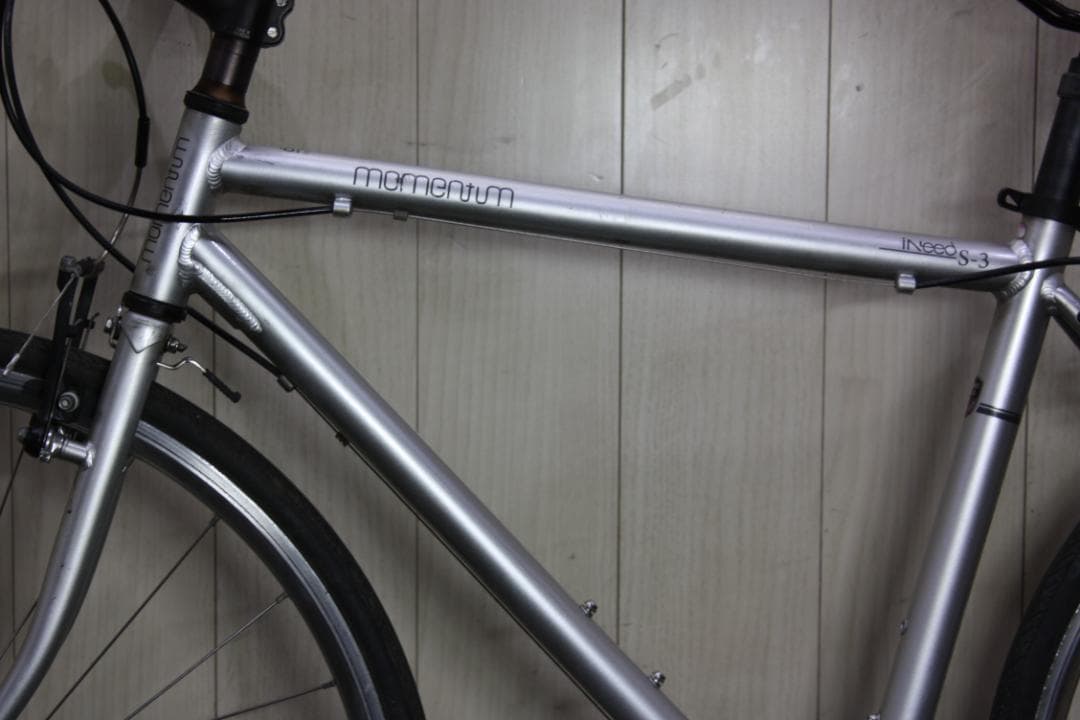 GIANT-MOMENTUM iNEED S-3 700C 7速480mmクロス