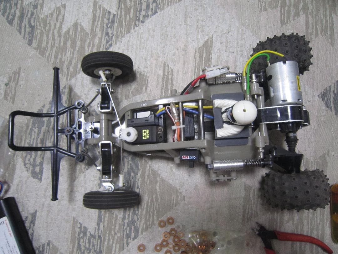 1時間限定出品 1/10 マイティフロッグ 2.4G フルセット 前後金ベア化