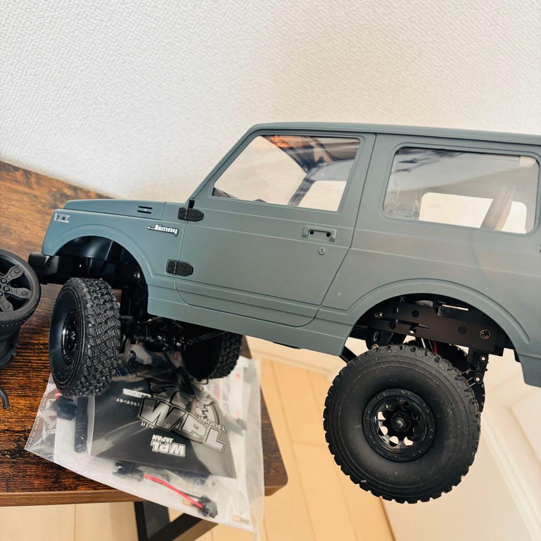 スズキ ジムニーJA11 1/10アウトドアラジコン C74 BLUE