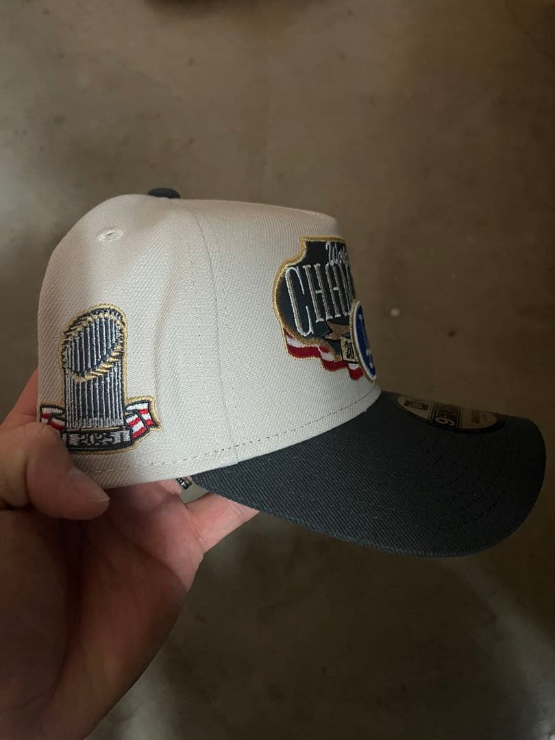 お*た様 2025年ワールドシリーズチャンピオンキャップ