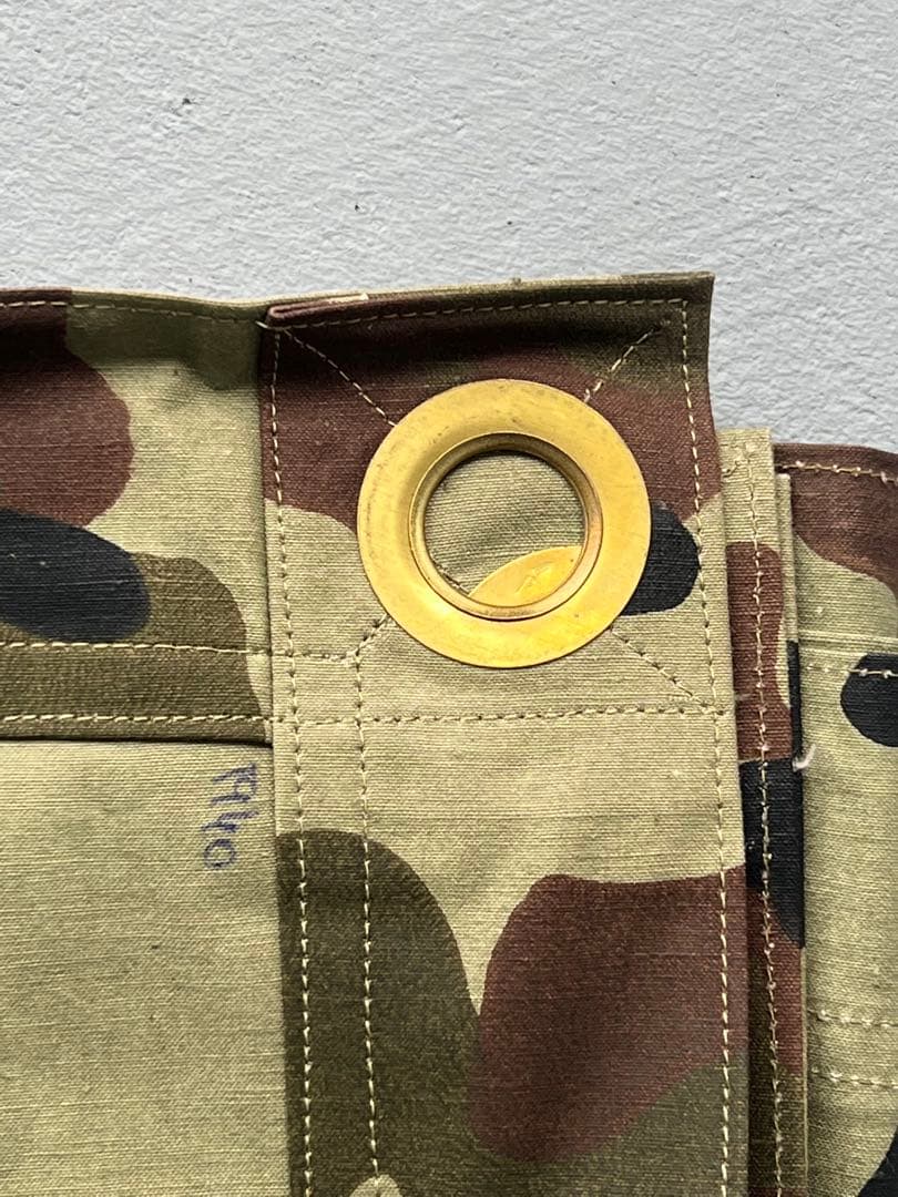 ルーマニア 軍幕　デッド 希少 アメーバカモ デットストック M47 1枚