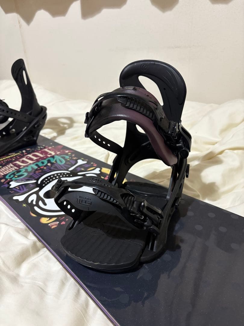 SALOMON147cm スノーボード ＋ FLUXビンディングセット現状渡し