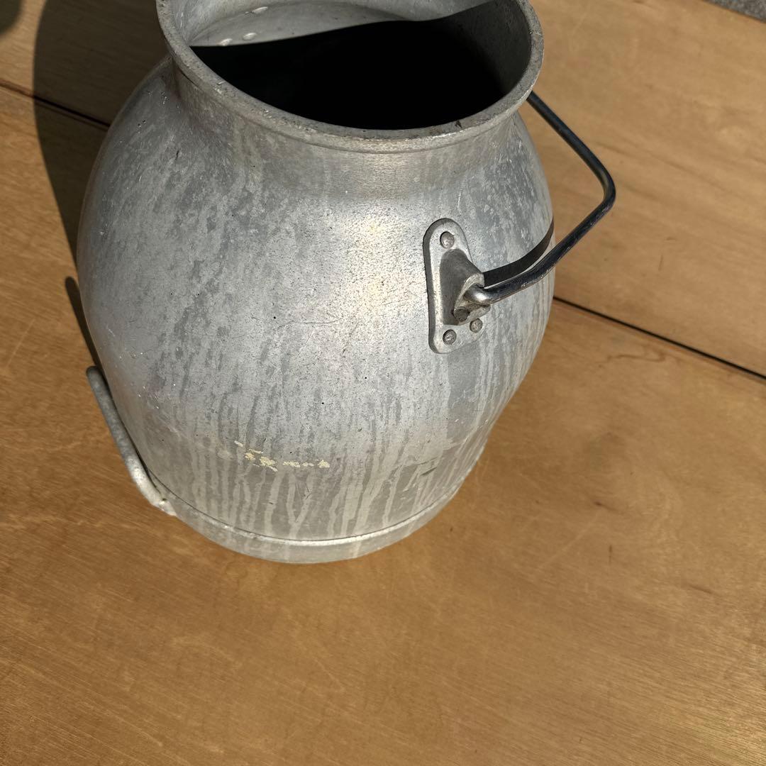 【希少】ヴィンテージ メタル ミルク缶　アンティーク　蚤の市