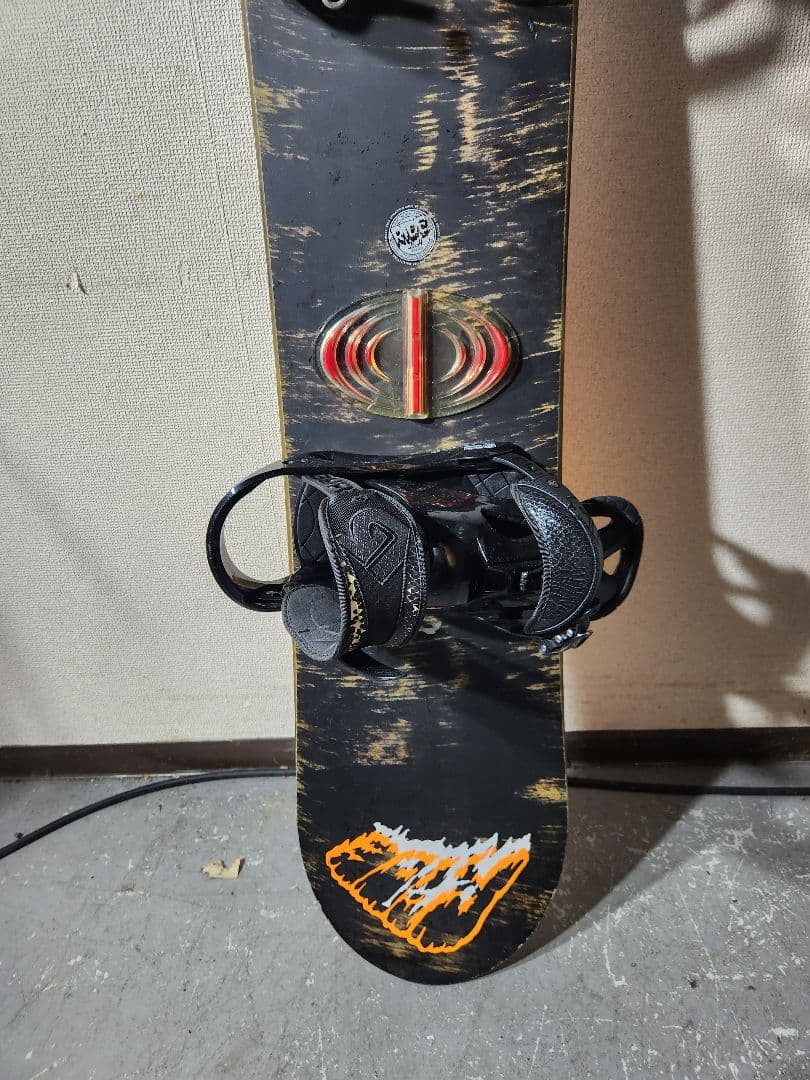 BURTONCarbonカーボン スノーボード 板　149cm ウエスト25cm