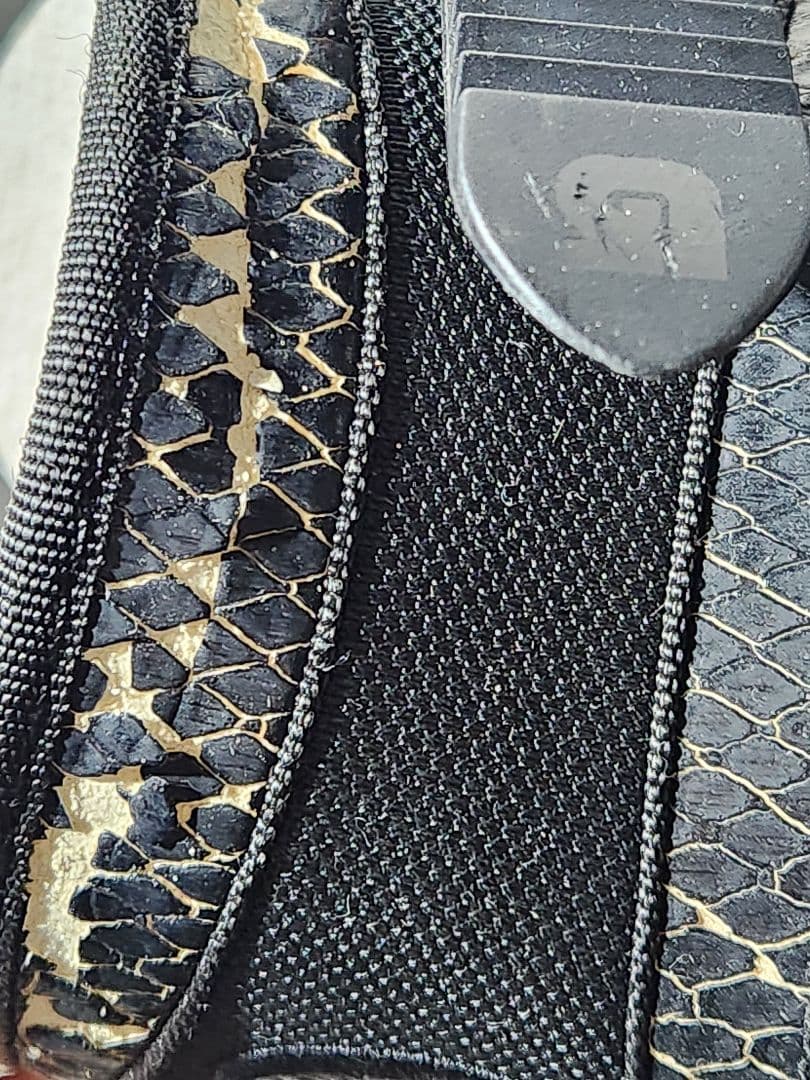 BURTONCarbonカーボン スノーボード 板　149cm ウエスト25cm