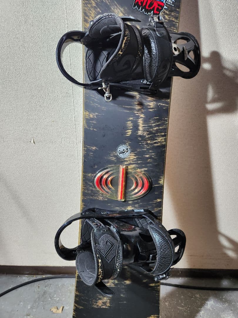 BURTONCarbonカーボン スノーボード 板　149cm ウエスト25cm