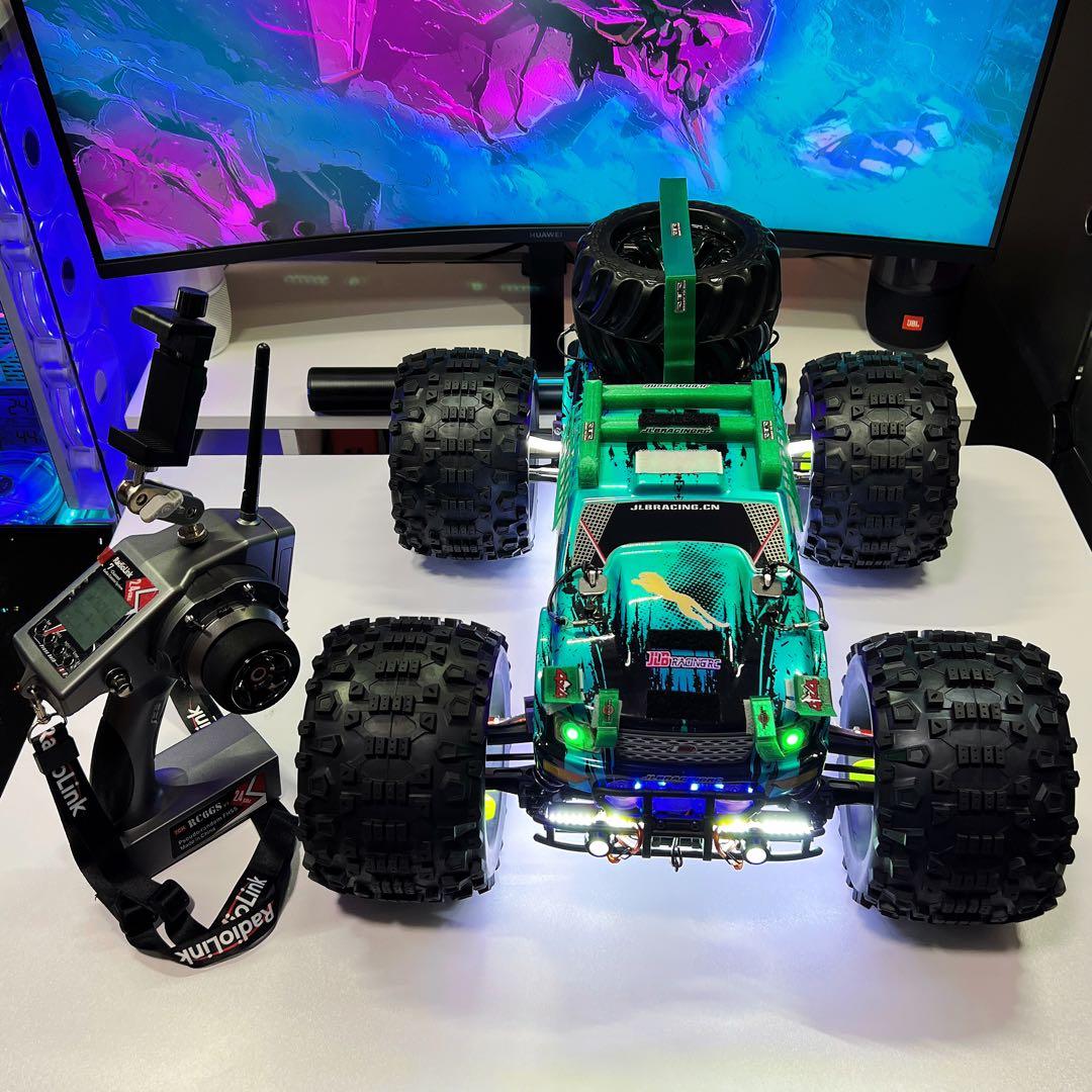 JLB Cheetah 11101 手工改装版 灯光モデルフィギュア&暴力大脚怪