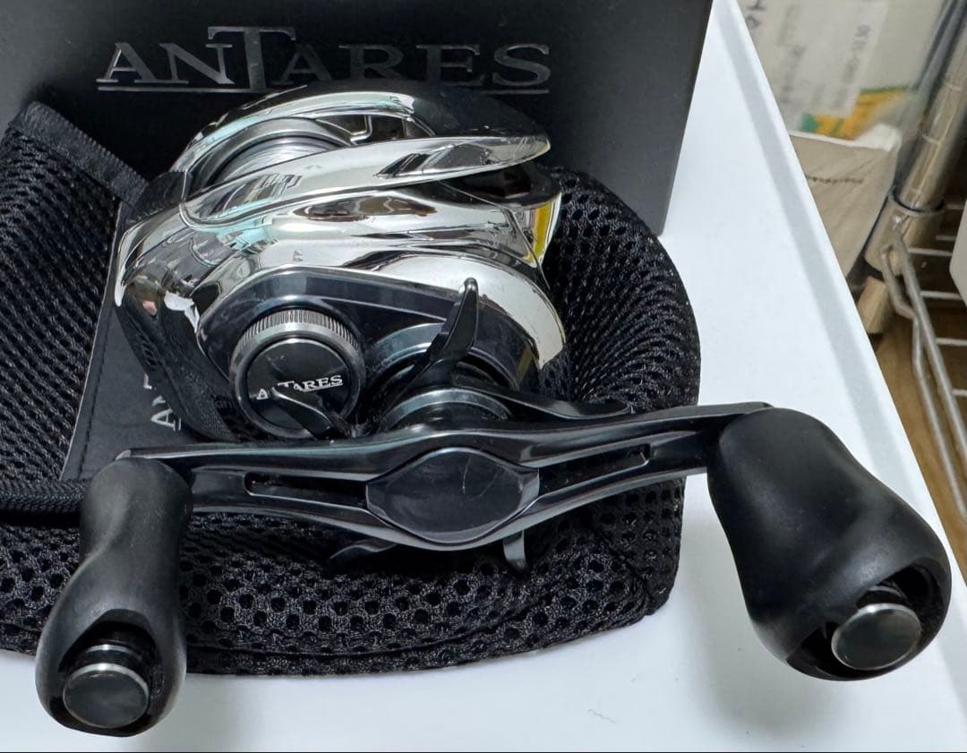 し*お様 SHIMANO 19ANTARES HG 右巻きベイトリール