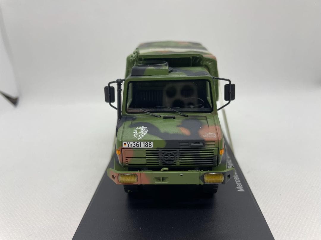 23R-004 1/43 ベンツ Unimog Lkw 2t Tmilgl