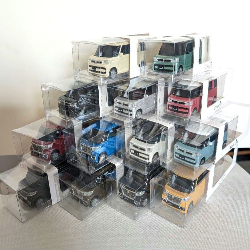 SUZUKI Spacia ミニカー 13台セット 非売品 スペーシア