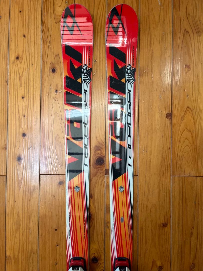 Volkl Racetiger World Cupスキー 183cm R23