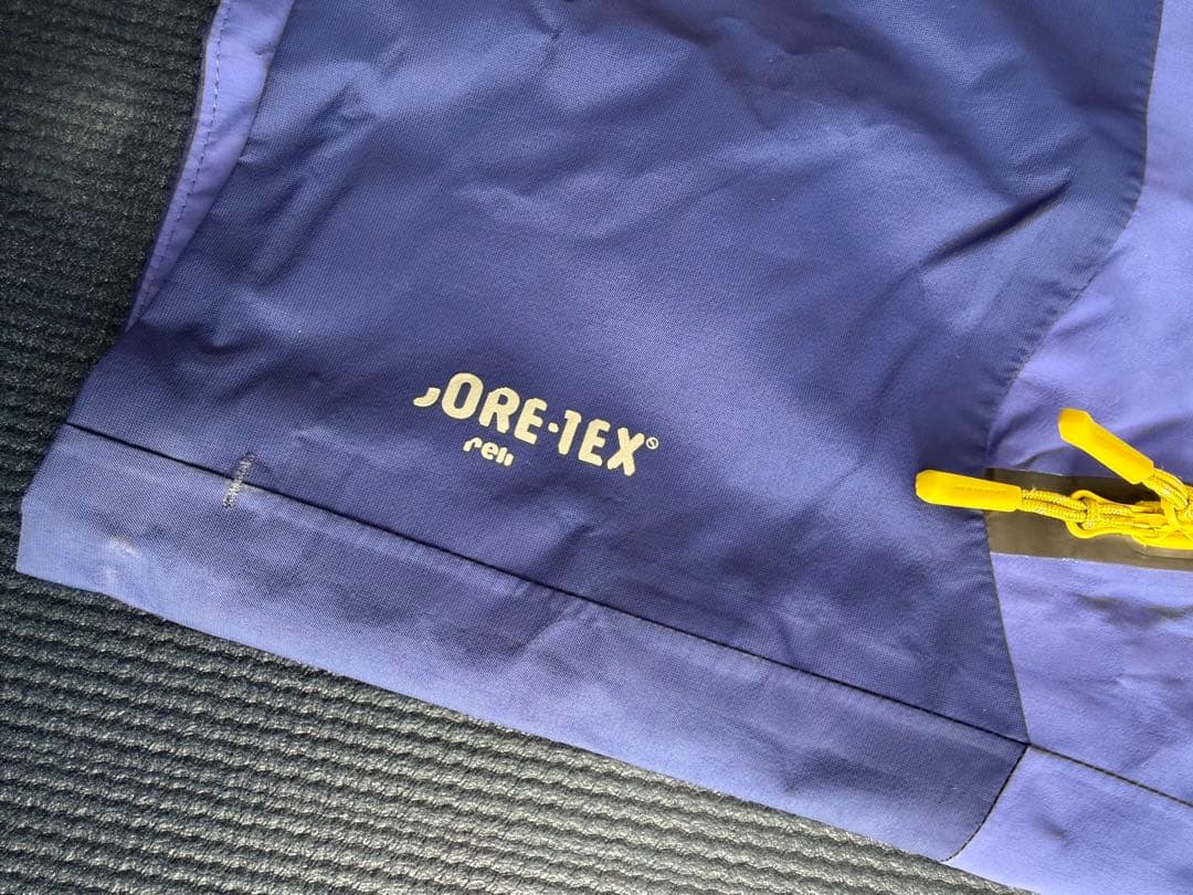 美品！マムート アウターシェルゴアテックスプロ フーデット ジャケット