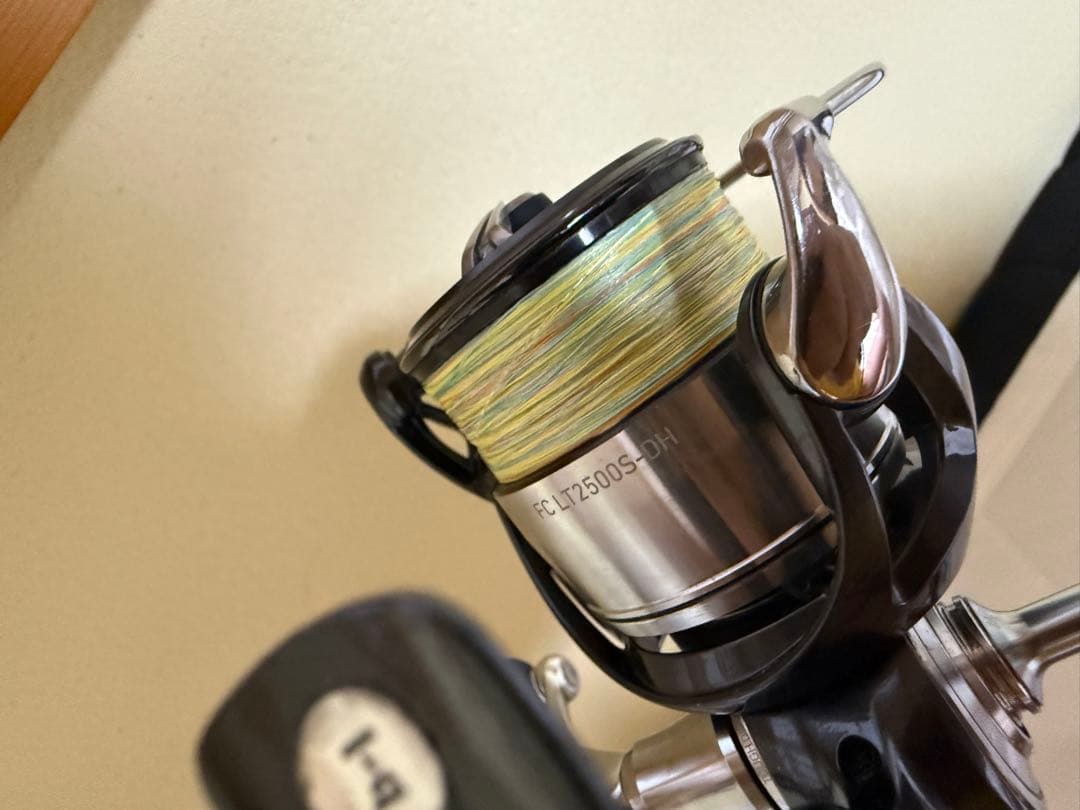 DAIWA CERTATE FC LT 2500S-DH スピニングリール