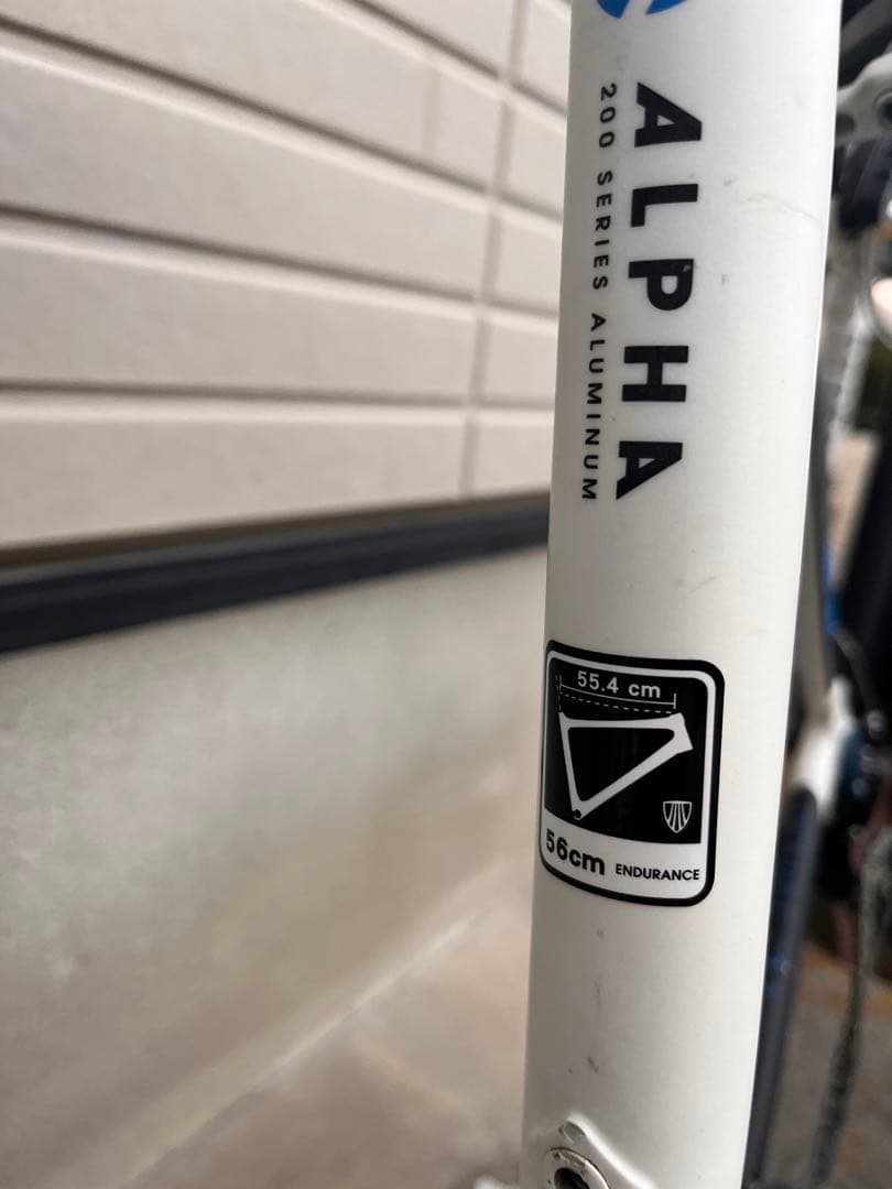 TREK ロードバイク　Shimano 105 DOMANE2.3 トレック