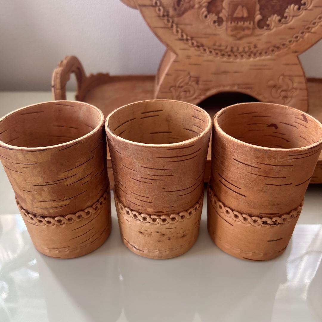 白樺の樹皮で作られたロシアの伝統的な茶器セット 6点セット