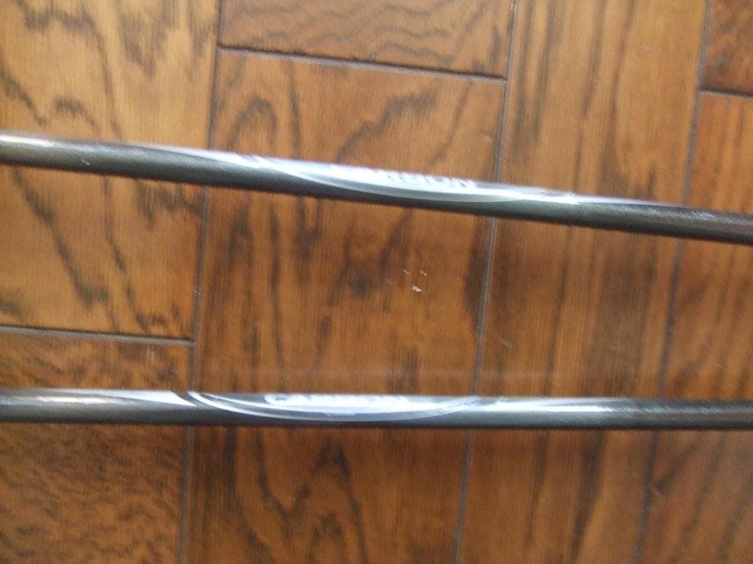 新品/展示保管品:カーボン製スノーポール　110ｃｍ：LEKI